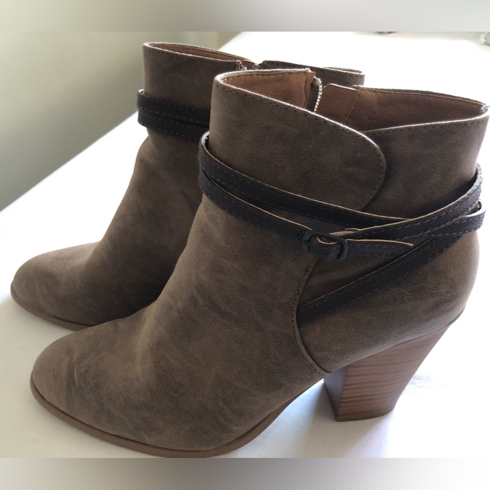 Brown booties like new - Picture 6 of 6
